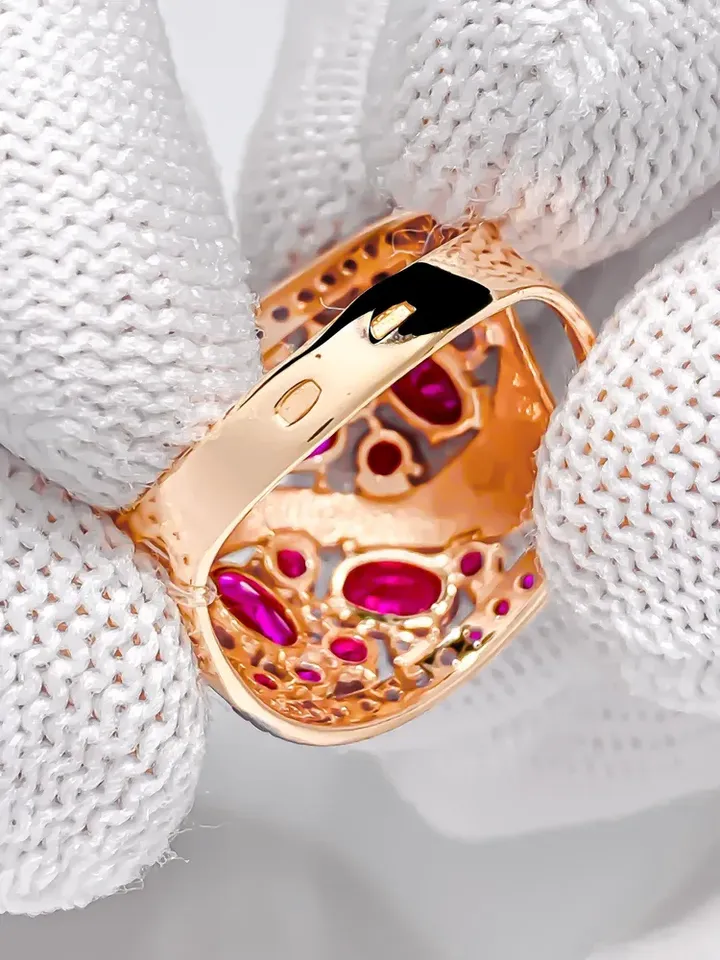 Ring Silver gold plated 925 assay value with corundum