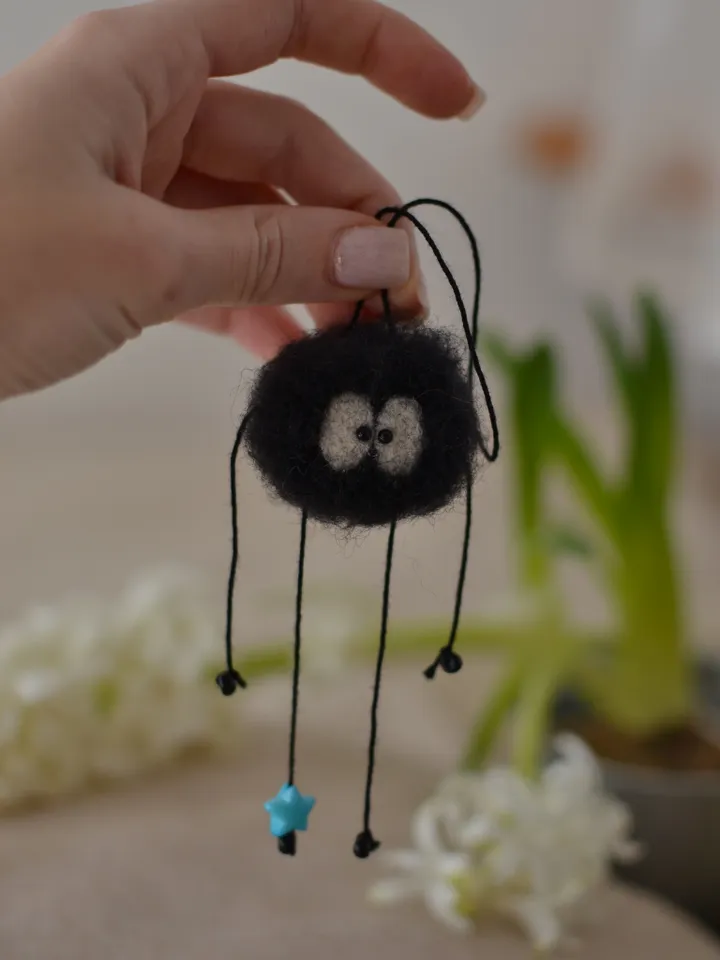 Anime keychain, susuwatari chernushka, my neighbor totoro, ghostwalkers