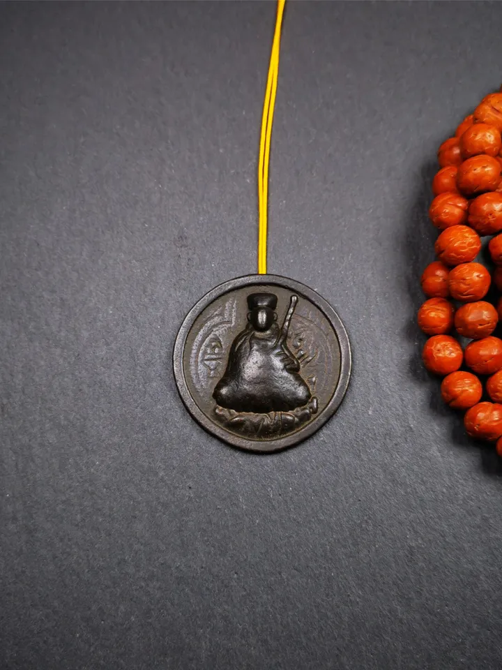 Gandhanra Old Mini Tibetan Buddha Statue Pendant,Lotus Born-Guru Rinpoche,1.4"