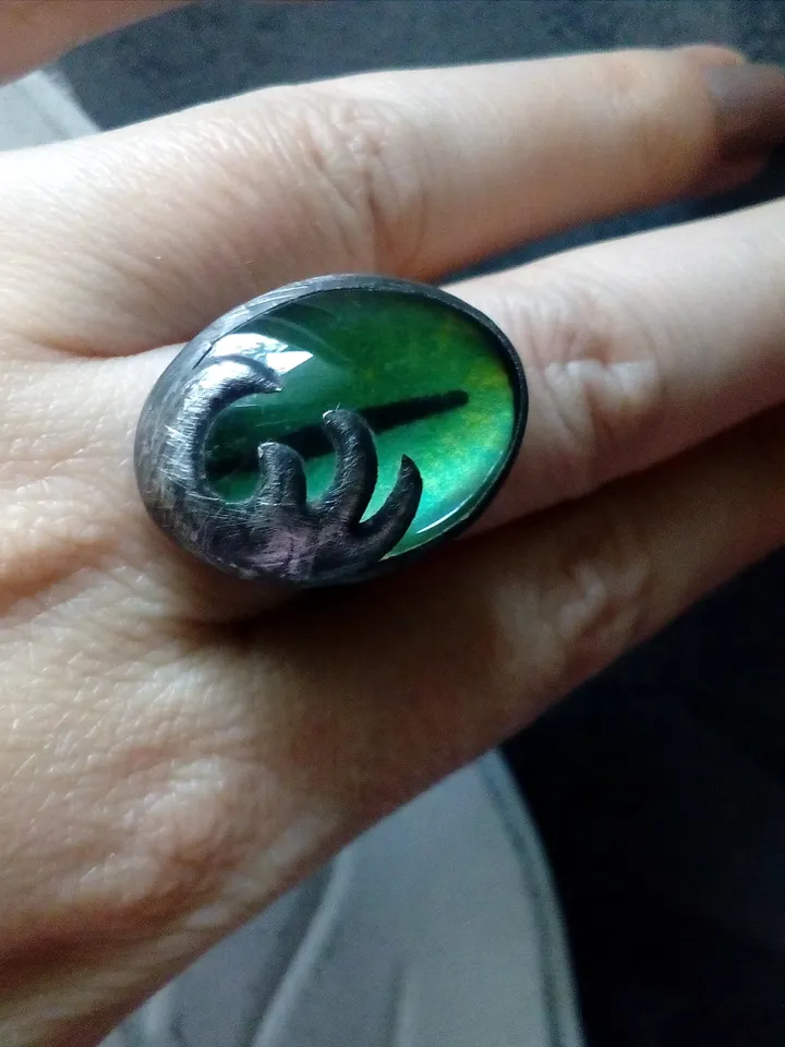 Chunky evil eye, green stained glass ring, Third eye witch ring, Halloween ring, Cat eye ring, Dragon eye ring