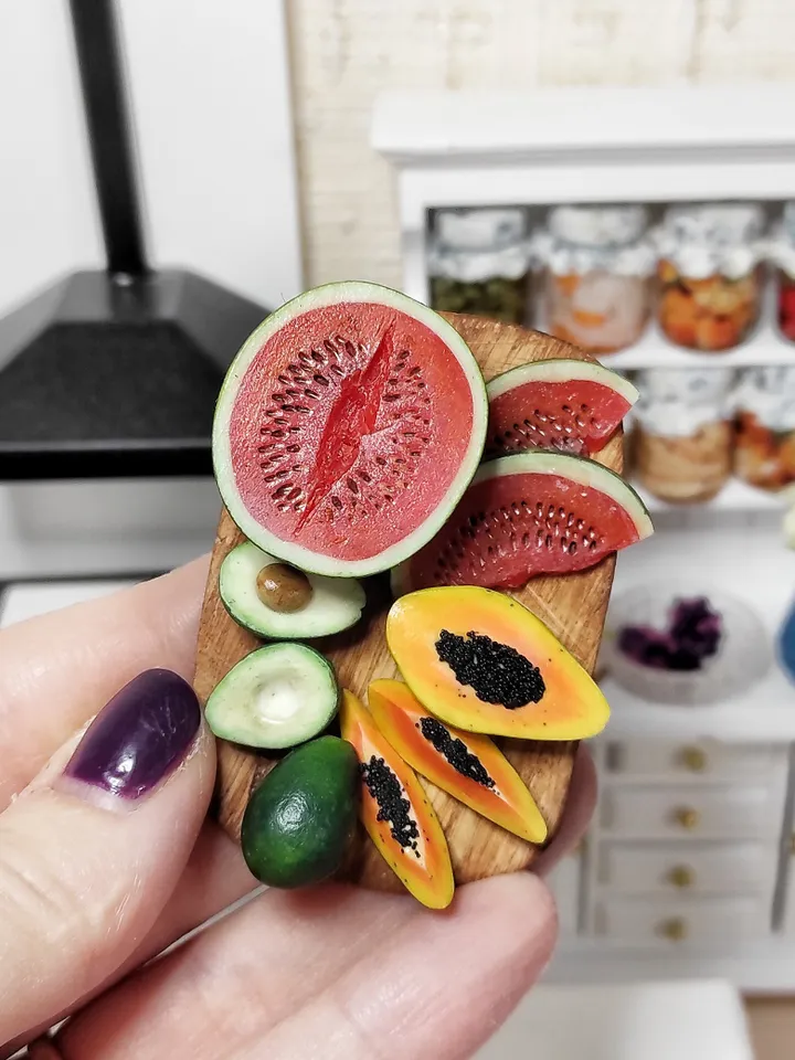 exotic fruits for dollhouses - Realistic miniature scale 1 6 - gifts ideas - mini fruit - fruit for dolls - miniature