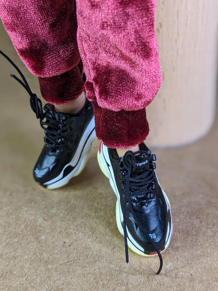 Handmade burgundy velvet hoodie & pants set for 10.5 inch female dolls