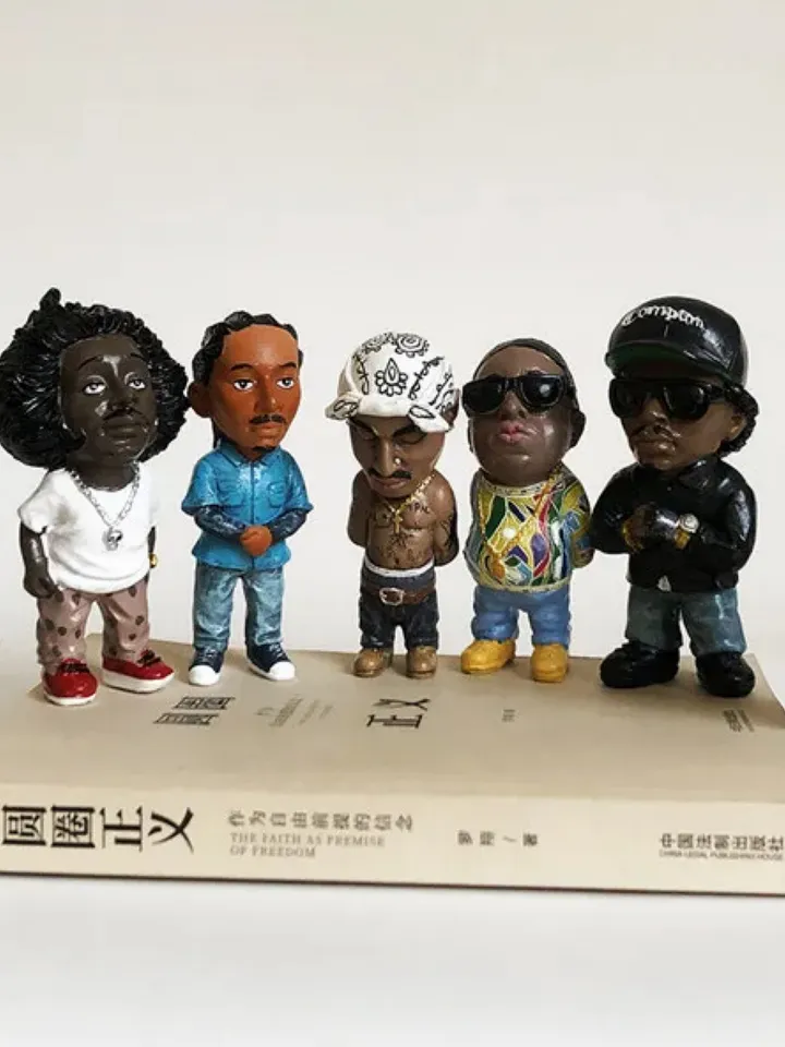 Hip Hop Legend Commemorative Resin Ornaments Memorial Resin Statue Crafts Characters Sculpture Home Garden Decoration
