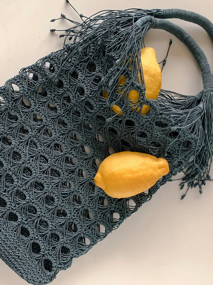 Crochet mesh bag with fringes, net avoska bag, market vegan bag, woven bag, eco friendly bag, macrame purse, zero waist