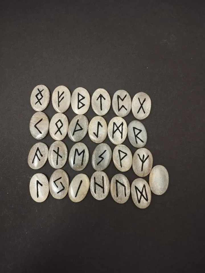 Cave bear bone runes