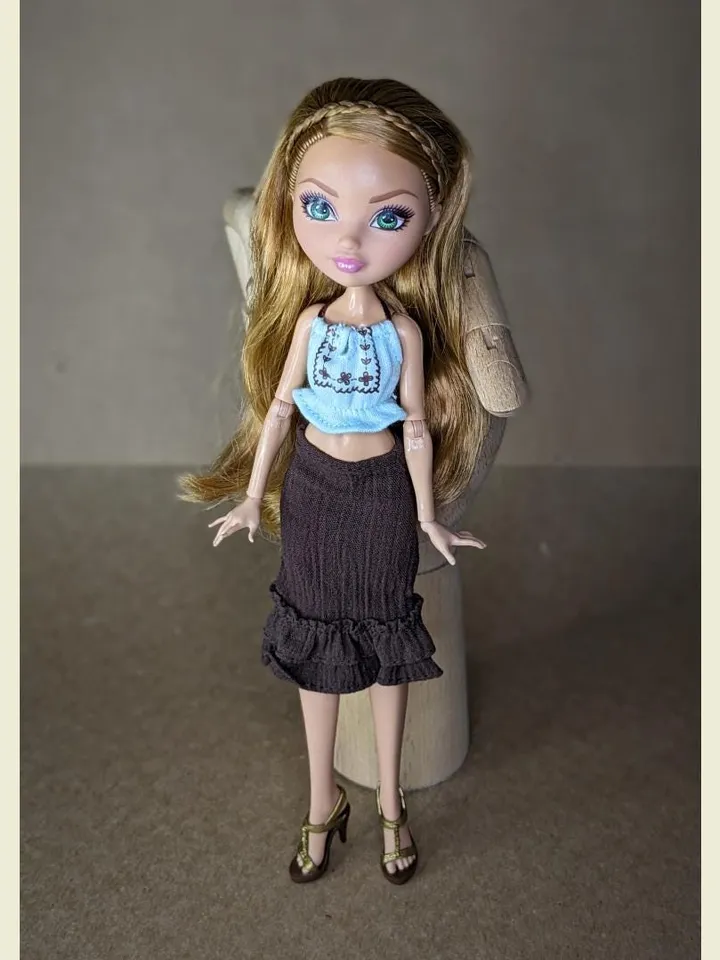 Top & skirt for 10.5-inch female dolls (MH, EAH)