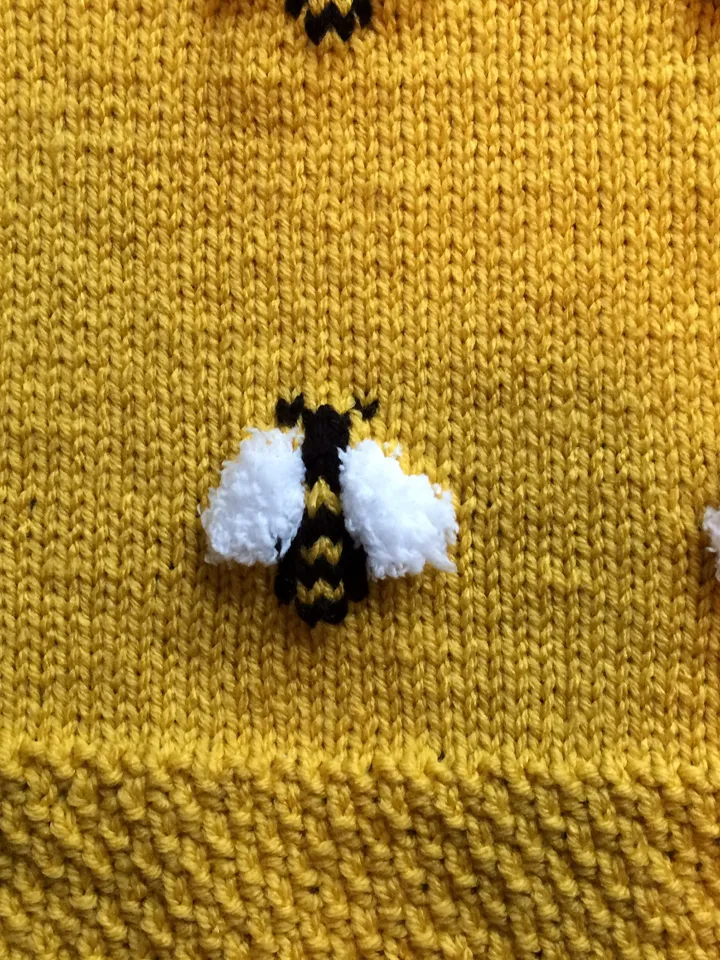 KNIT KIT - Fuzzy Bee Baby Blanket, DIY Knit Baby Blanket, Baby Gift, 1 Size