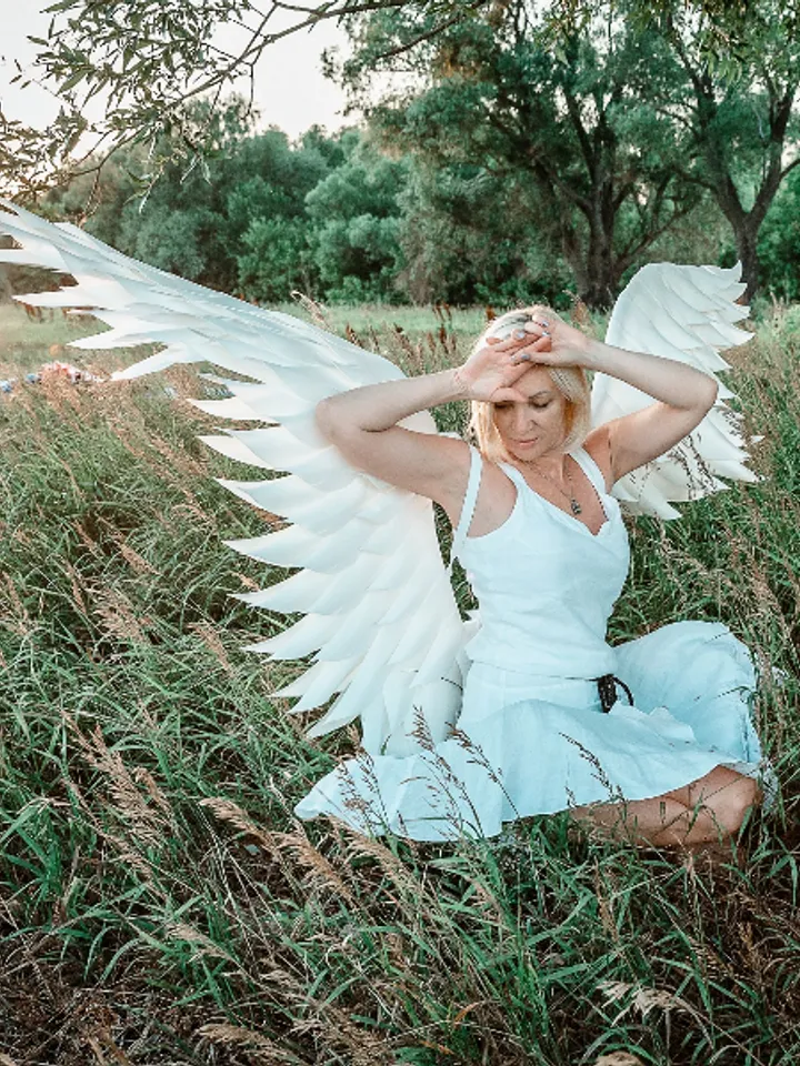 Angel wings costume, Wedding wings, maternity photography, wings cosplay