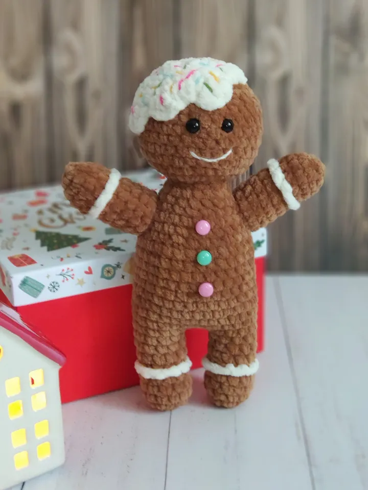 Gingerbread Man christmas easy crochet pattern