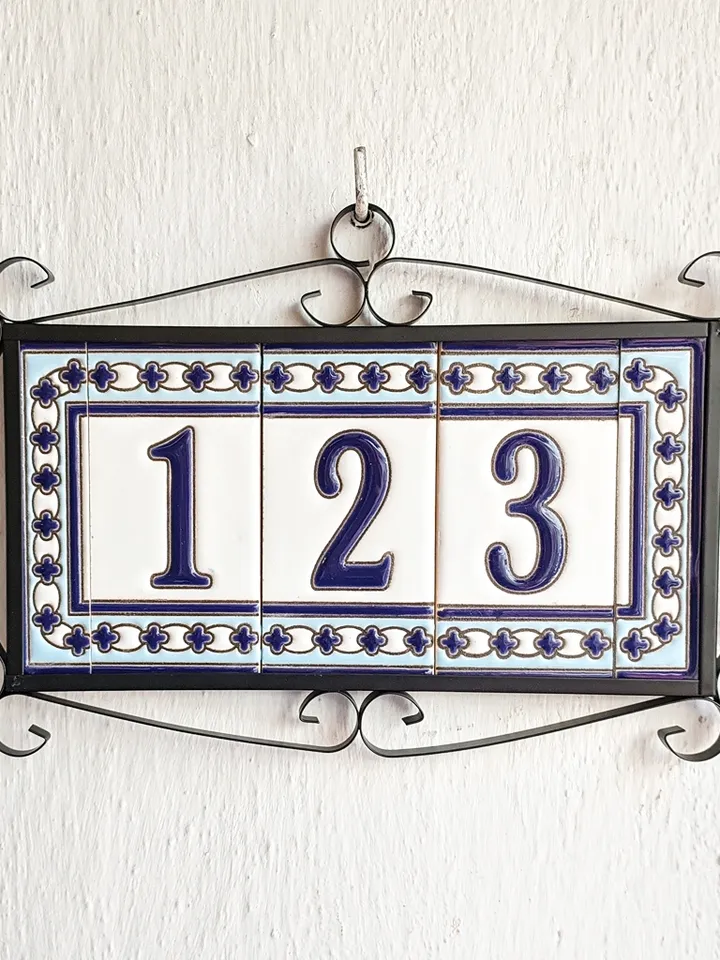 Ceramic letters and numbers 11cm (4.3") for the wall - Hand-glazed in Spain - "MALAGA" models - Ceramic letters number -