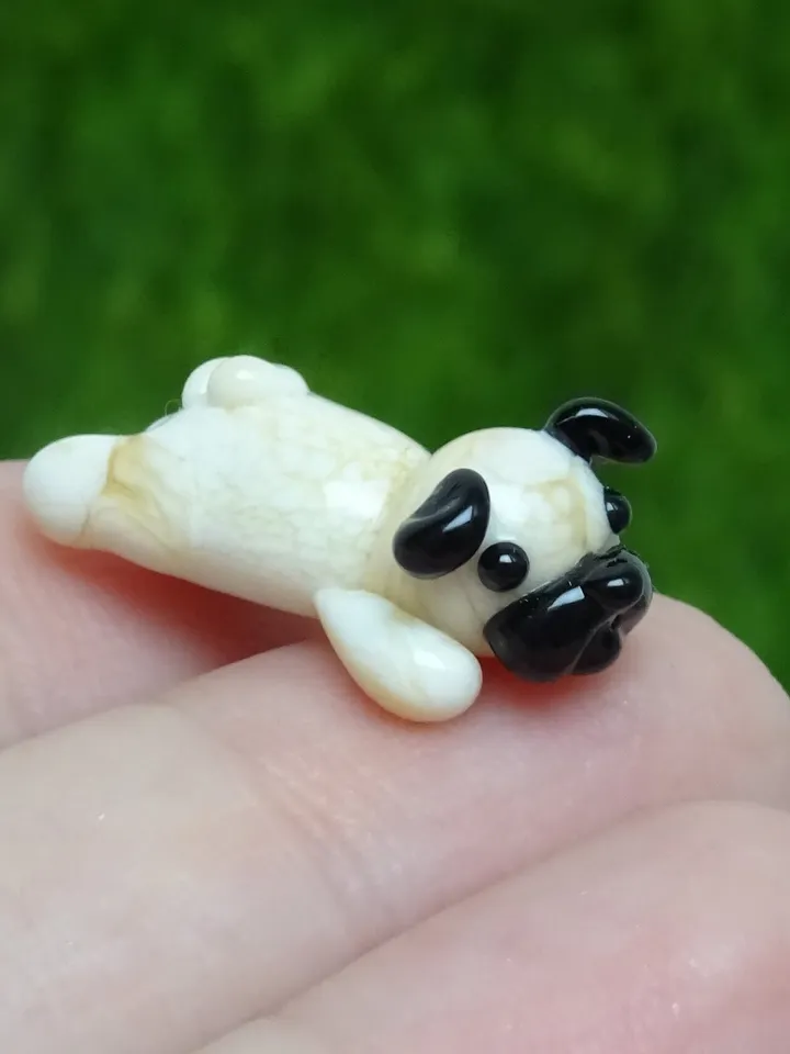 PUG GIFT Pug figurine Dog ornament Dog art Glass Dog decor Glass Pug art Pug statue Miniature animals Tiny glass animals Mother day gift