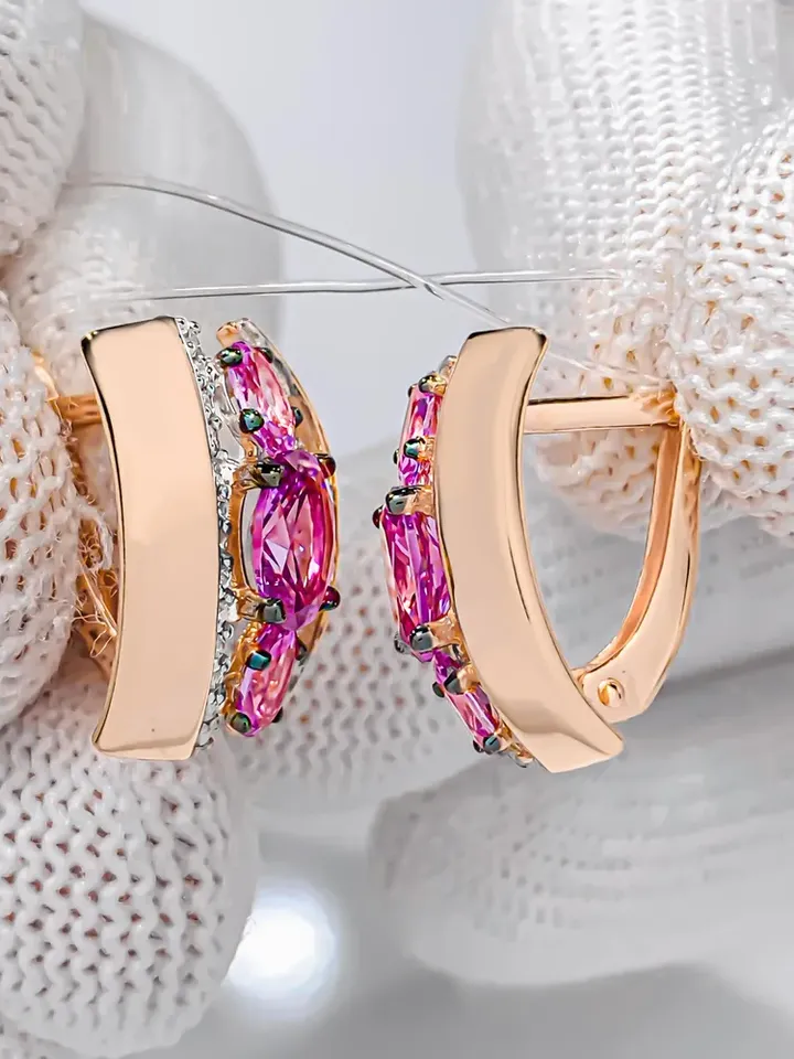 Earrings Massive earrings made of 925 silver (585 gold coating) with alexandrite and white cubic zirconia