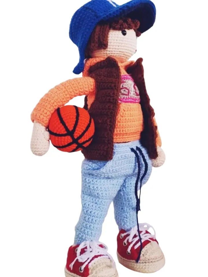Jonte Sports Doll โ 33 cm Crochet Basketball Doll โ Articulated Amigurumi โ Handmade Cotton Collectible Gift for Kids or Adults