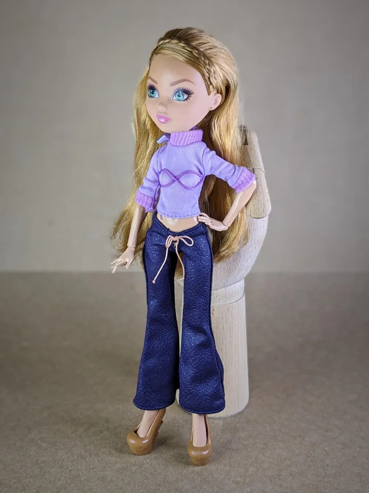 Purple pants for 10.5-inch female dolls (MH, EAH)