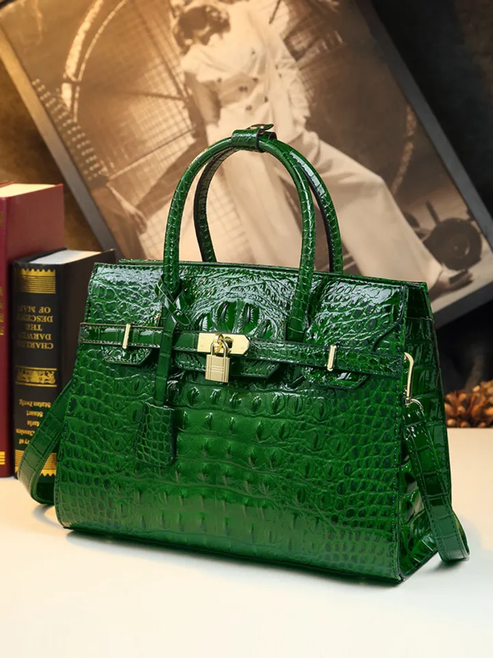 The Aurea Mini Luxe – Vegan Leather Crossbody with Designer Vibe