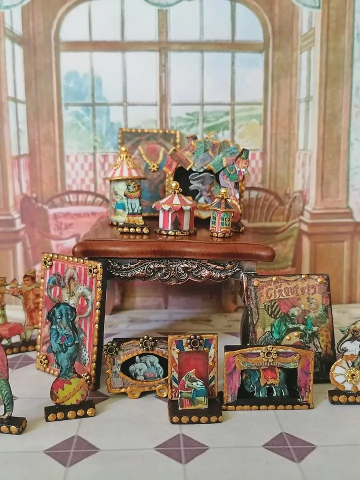 Doll circus. Animals in circus. Set of circus accessories.1:12 scale.