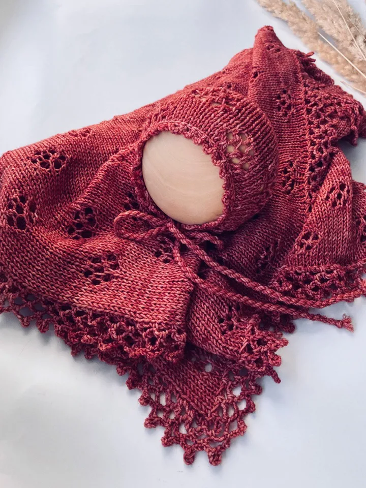 Knitted hand dyed merino wrap and bonnet. Knitted Newborn photo props