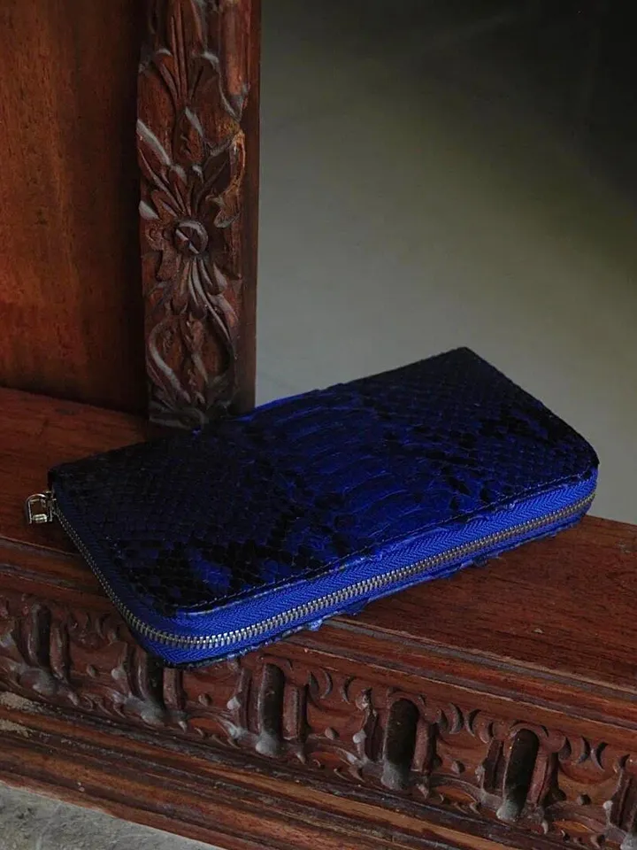 Wallet genuine python skin electic blue color with motif, women wallet, leather lady wallet, classic zip wallet, designer wallet handmade