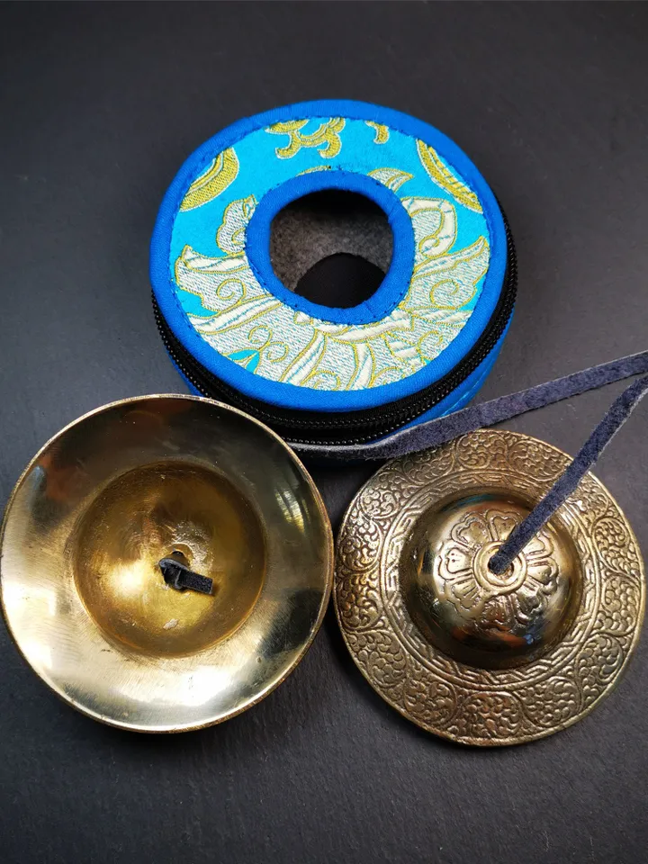 Gandhanra 8.8cm Tibetan Cymbals, Tingsha Bell,Buddhism Ritual Implement,Handmade in Nepal,Special Cloud Pattern