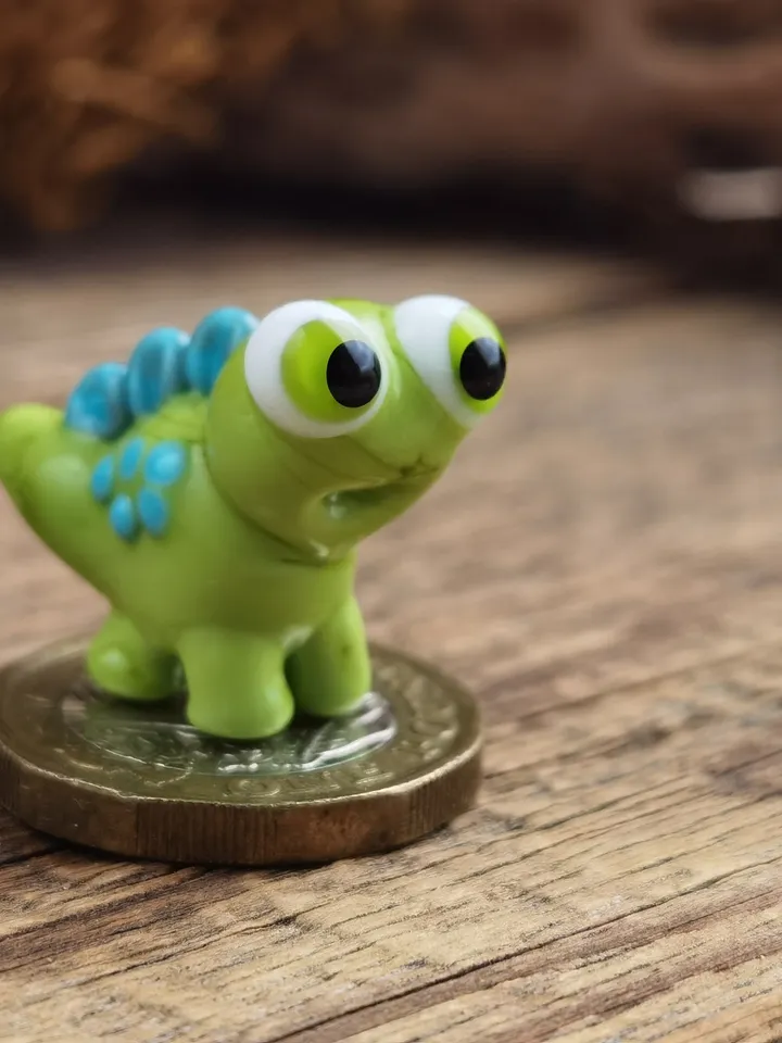 DINOSAUR ORNAMENTS Dinosaur figurine Glass dinosaur decor Miniature Dinosaur gift Dino figurine Glass figurines Tiny glass animals Terrarium