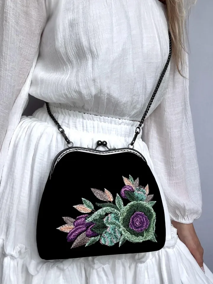 Machine embroidery design "Autumn bouquet"
