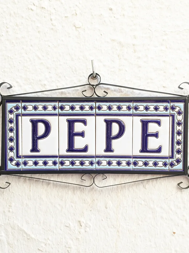 Ceramic letters and numbers 11cm (4.3") for the wall - Hand-glazed in Spain - "MALAGA" models - Ceramic letters number -