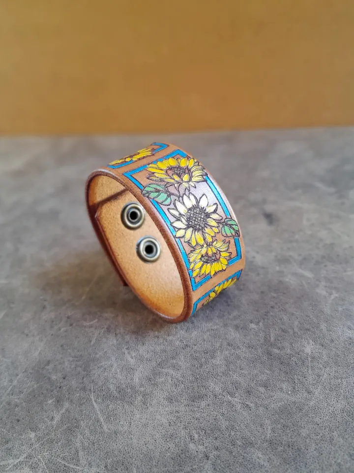 Sunflower Bracelet, Hand Painted Personalized Floral Bangle, Secret Message, Plant Lover Gift, Yellow Flowers Adjustable Leather Cuff