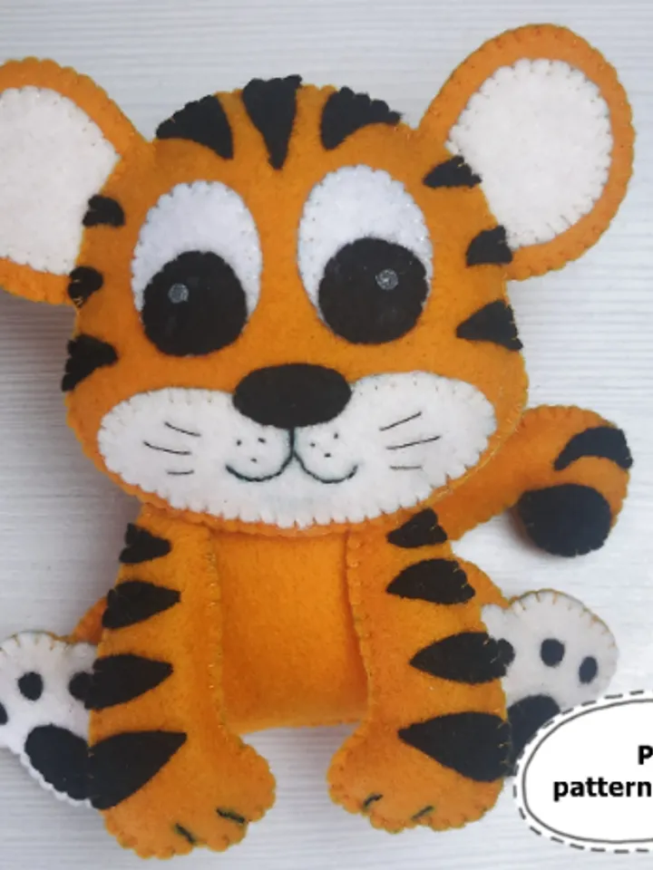 Tiger felt pattern, felt animals pattern, felt tiger toy, Christmas pattern, PDF sewing pattern, tiger Christmas ornament, plush tiger toy, safari nursery decor