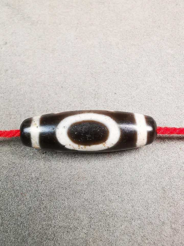 Gandhanra Tibetan Heaven & Earth Dzi Bead,Tibetan Chung,Protective Amulet,Small Size 34*10 mm