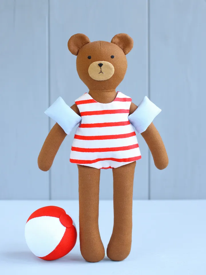 PDF 7-piece Beach Set for Large Doll (Clothes and Accessories) Sewing Pattern