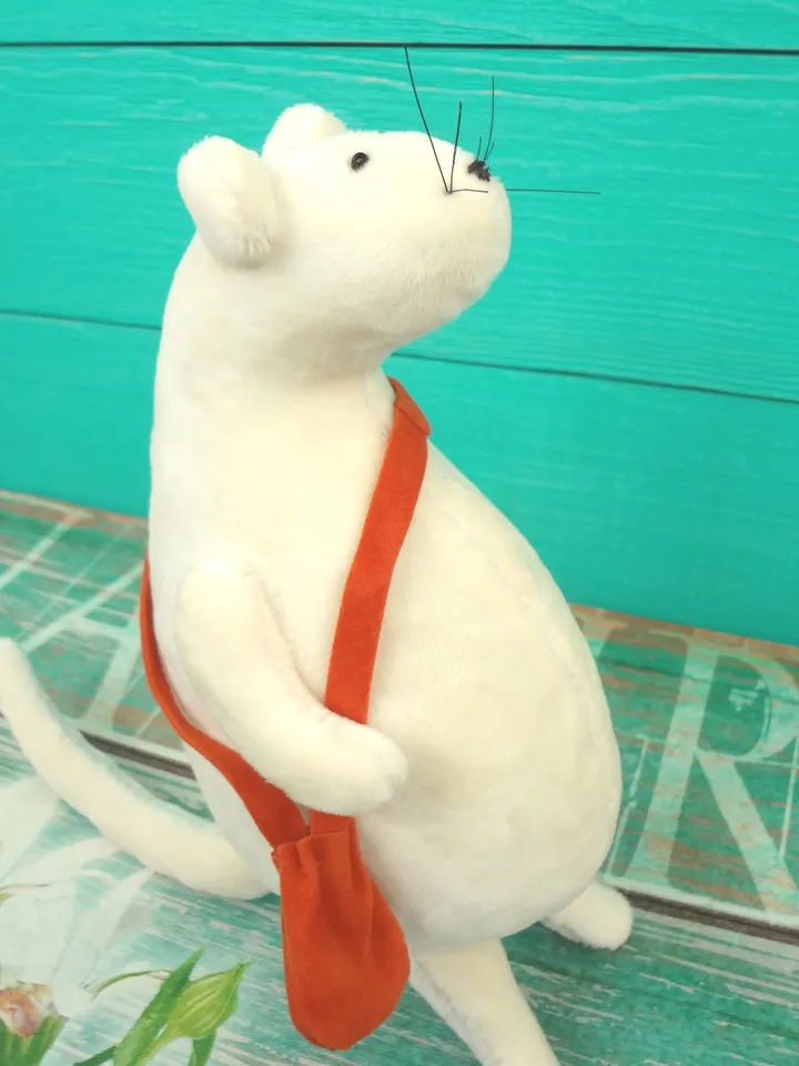 Mouse toy sewing pattern – Stuffed animal pattern – Toy sewing pattern and tutorial - Christmas gift idea