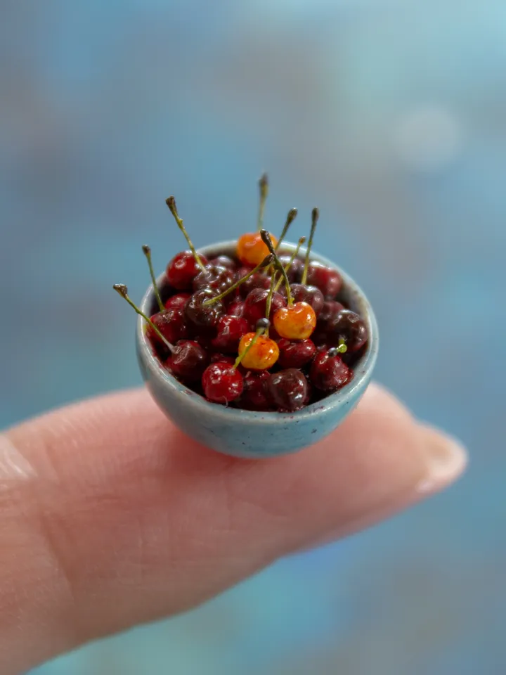 TUTORIAL Miniature polymer clay cherry