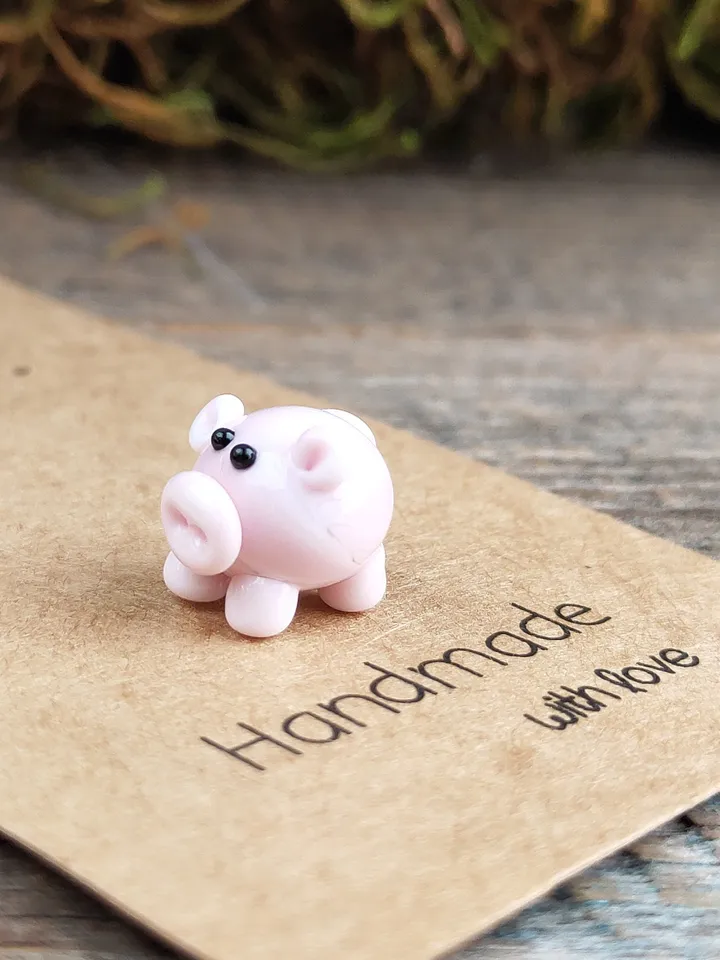 Pig figurine Pig miniature Tiny pig glass pig Tiny figurine Miniature animal