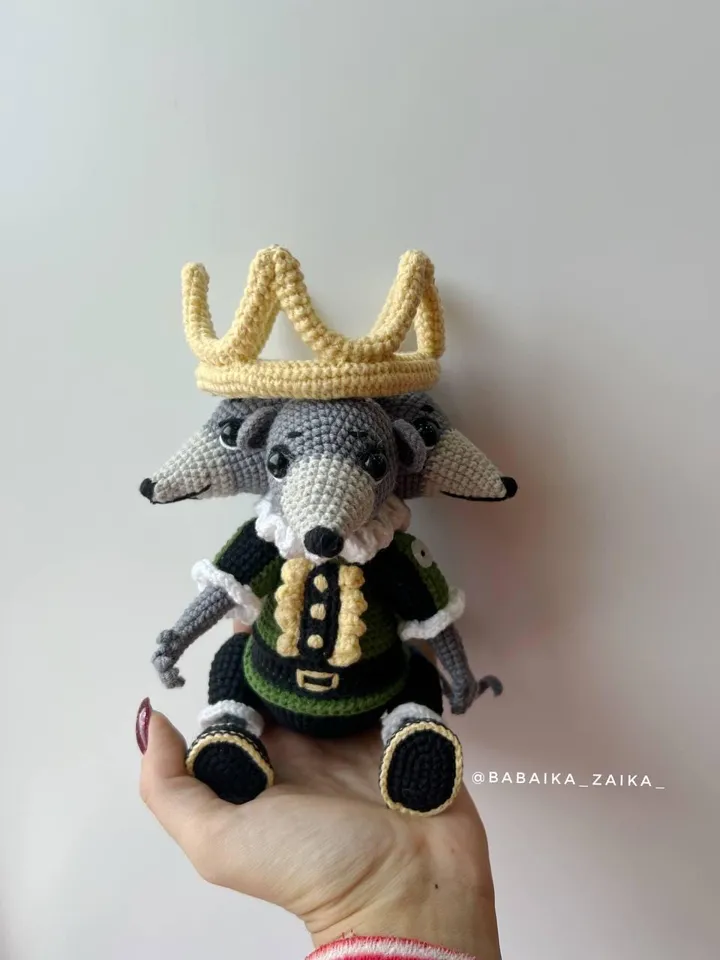 PDF Crochet Pattern Mouse King, Amigurumi Mouse, Christmas ornaments, Christmas Decor, Amigurumi Christmas, Rat Pattern
