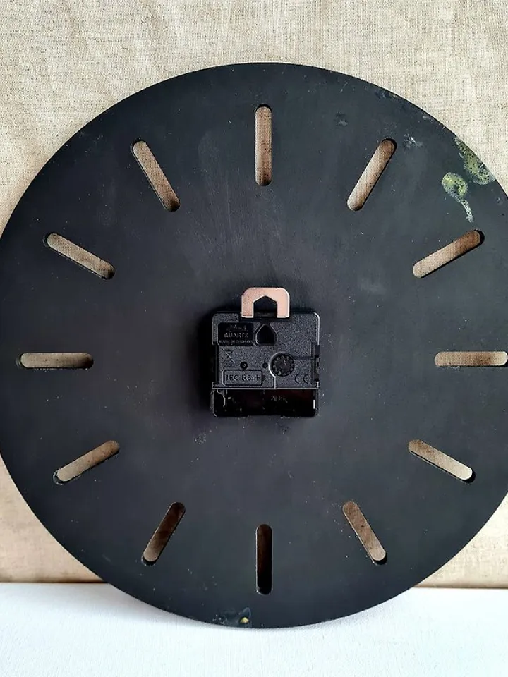 Retro wall clock Unique art rusty color wall clock Texture clock Silent clock