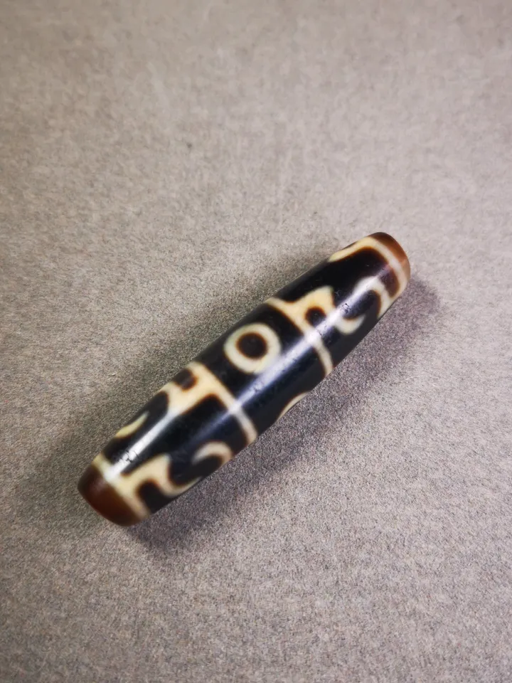 Gandhanra Antique Tibetan Dzi Neckalce,Guru Rinpoche Three Realms Dzi Bead,53× 13 mm, 40 Years Old,Spiritual Gift