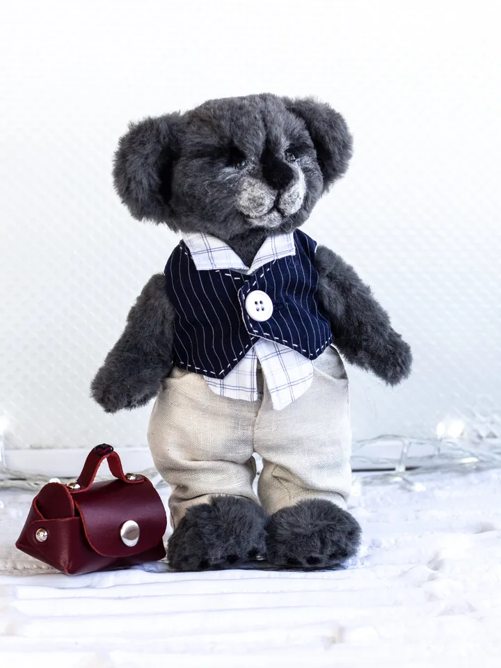 Rare and Adorable Koala Collectible Figurine - Limited Edition Must-Have for Collectors