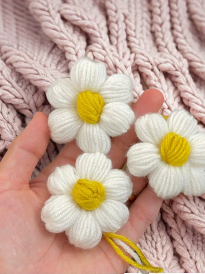 Puffy Crochet Flowers Applique - Colorful Daisy Embellishment for Sweater, Cardigan & Craft Decor - Cute Handmade Crochet Patch