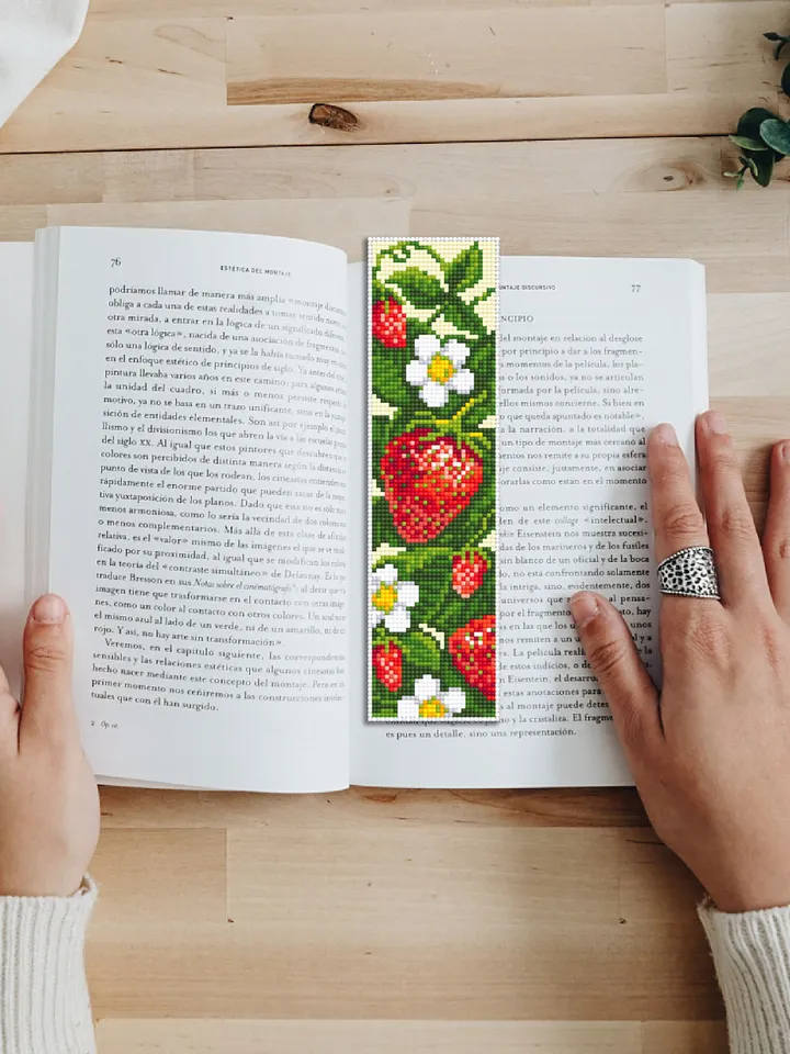 Strawberry bookmark cross stitch pattern download PDF Red berries cross stitch chart, Digital bookmark fruit, Strawberry pattern PDF #B149