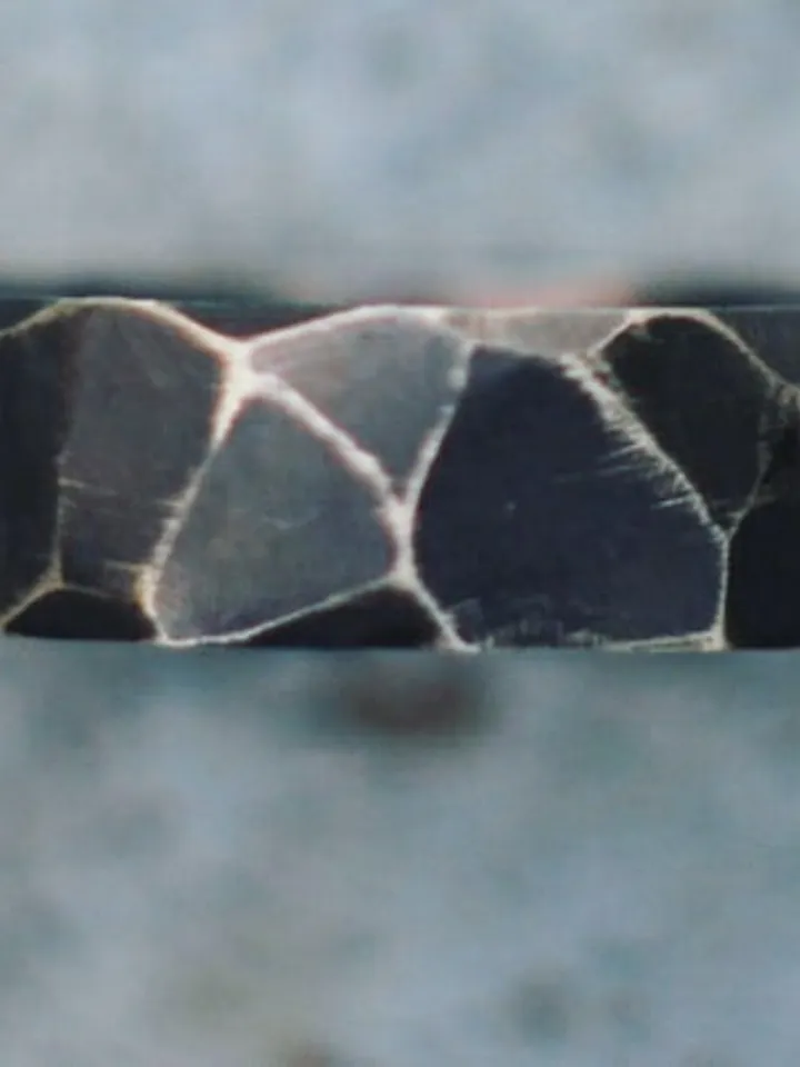 Ring with emerging faces
