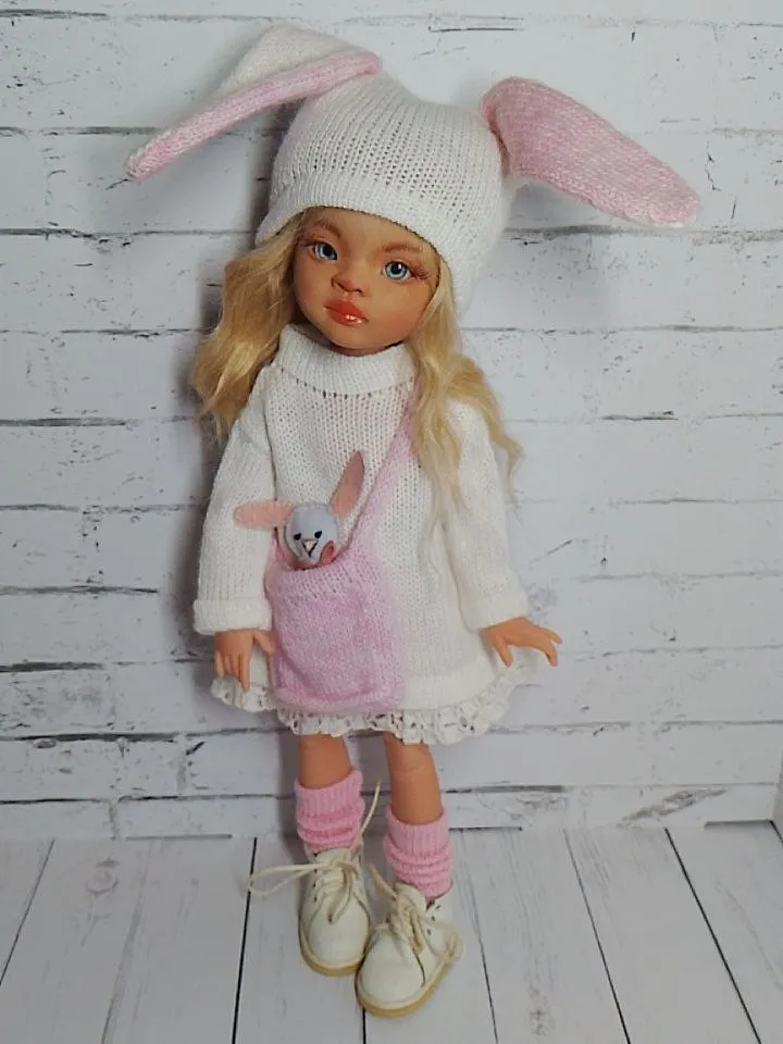 Knitted set for Paola Reina