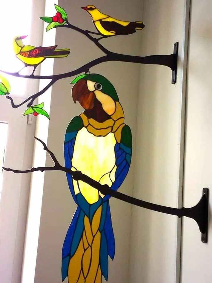 Macaw Parrot "Lucky One", Tiffany Stained Glass Art, Colorful Macaw Bird Glass Art, Tropical Parrot Tiffany Glass Decor, Stained Glass Macaw Wall Art, Handmade Glass Parrot Suncatcher, Exotic Bird Tiffany Stained Glass, Lucky Macaw Window Ornament