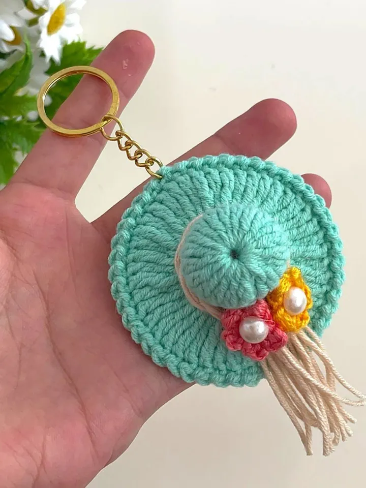 Crochet Mini Hat Pattern - Miniature Vacation Straw Hat - Tiny Crochet Ornaments