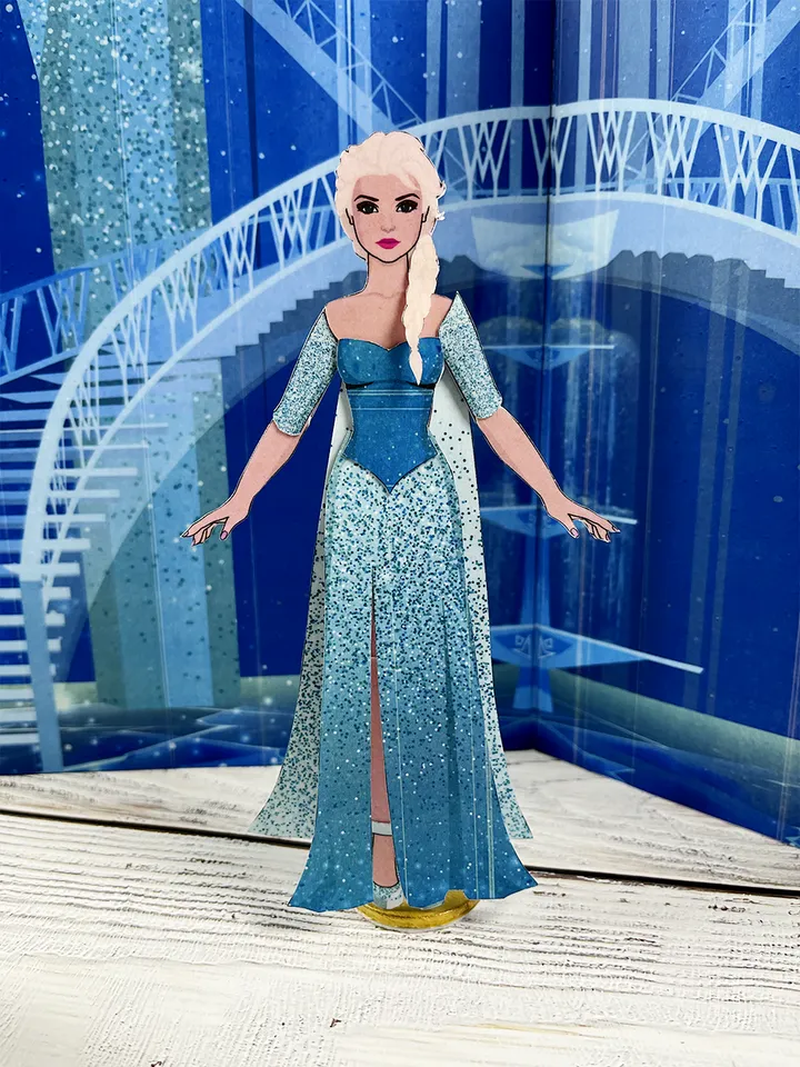 Frozen doll house with paper dolls