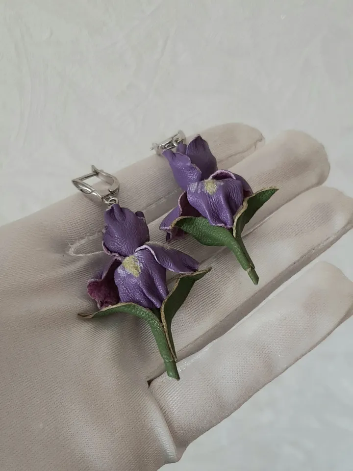 Iris leather earrings for her, Leather jewelry, 3rd anniversary gift for wife