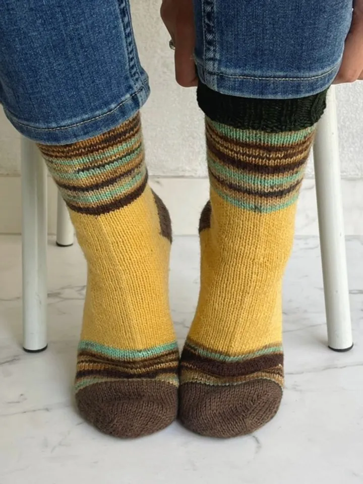 Handmade womens socks | Warm knitted accessory