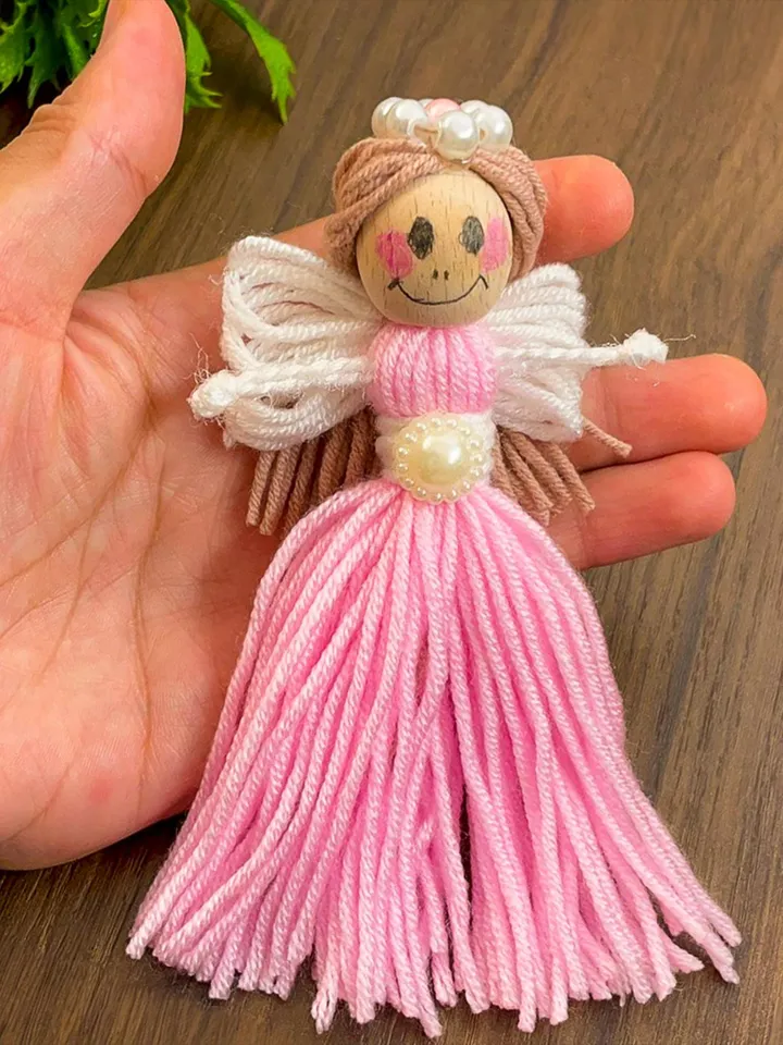 DIY Yarn Angel Craft Pattern Tutorial, Beginner-Friendly Easy Yarn Angel Pattern for Beautiful Handmade Holiday Decorations & Gifts