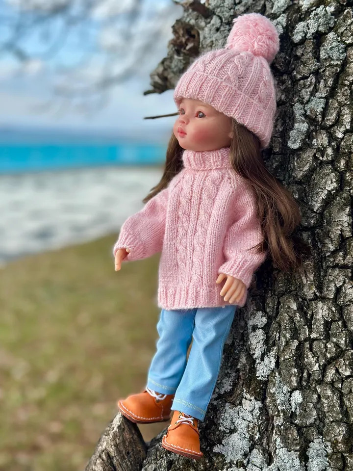Set sweater & Hat with ponpon Paola Reina KNIT PATTERN and tutorial for Boneka 12-13 inch doll, Ruby Red Siblies, Les Cheries 32 cm PDF eng