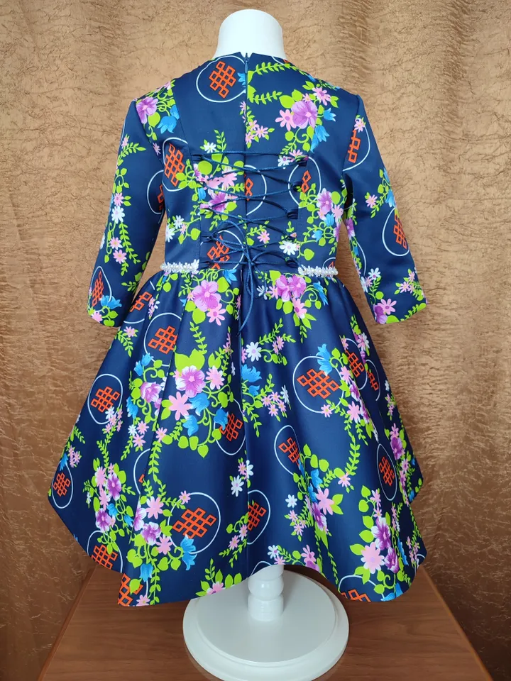 Blue elegant dress for girls 4-5 years old with floral print