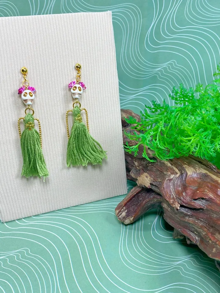 Handmade earrings. Earrings with fringe. Jewelry.